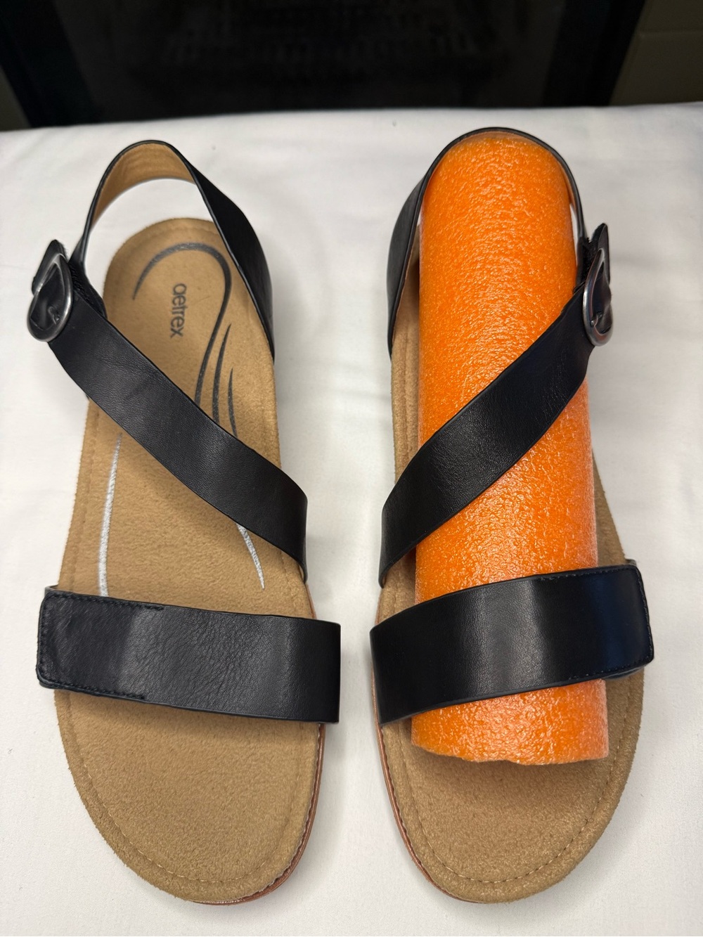 NWOT Aetrex Tamara Black Leather Strap Sandals Women’s Size 10.5